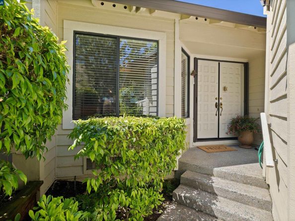 467 Beacon Ridge Ln, Walnut Creek CA 94597