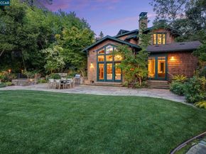 30 Greenwood Ct, Orinda CA 94563