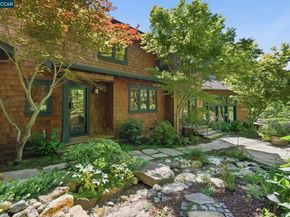 30 Greenwood Ct, Orinda CA 94563
