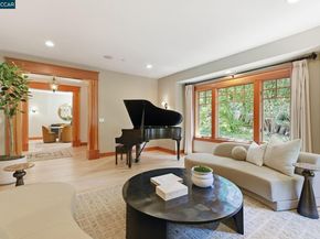 30 Greenwood Ct, Orinda CA 94563