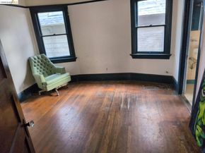 2911 Linden St, Oakland CA 94608