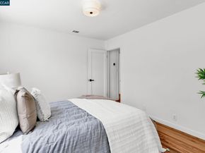 2072 Chalomar Rd, Concord CA 94518
