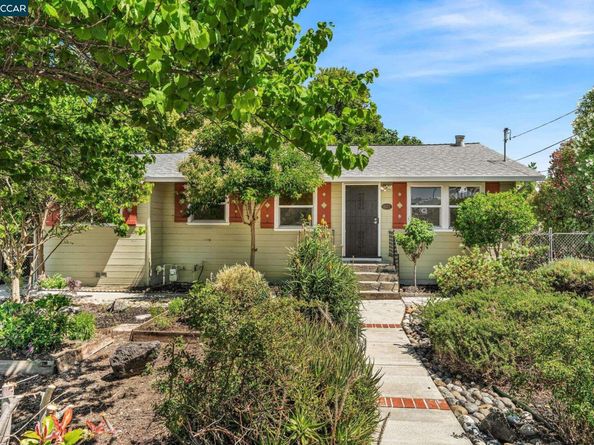 2072 Chalomar Rd, Concord CA 94518