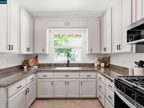2072 Chalomar Rd, Concord CA 94518