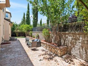 3373 Araldi Ln, Dublin CA 94568