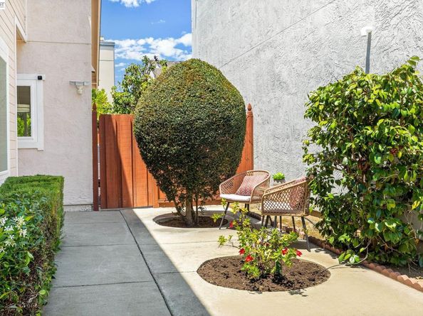 5439 Sunstar Commons, Fremont CA 94555