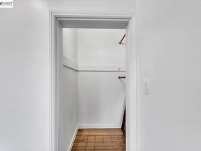 3300 Harrison St, Oakland CA 94611