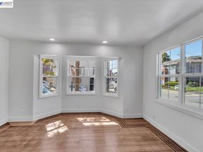3300 Harrison St, Oakland CA 94611