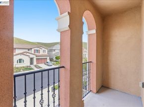 1718 N Terracina Dr, Dublin CA 94568
