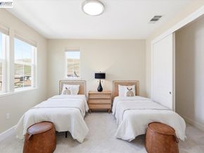 1718 N Terracina Dr, Dublin CA 94568