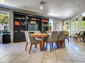 6400 Christie AVE 5209, Emeryville CA 94608