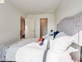 6400 Christie AVE 5209, Emeryville CA 94608