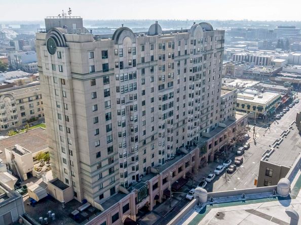 988 Franklin St 707, Oakland CA 94607