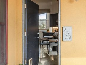 2875 Glascock St 209, Oakland CA 94601