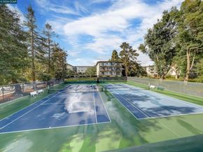 820 N Delaware St 215, San Mateo CA 94401