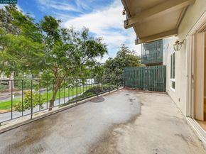 820 N Delaware St 215, San Mateo CA 94401