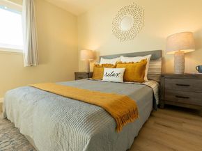 595 Blossom Way 10, Hayward CA 94541