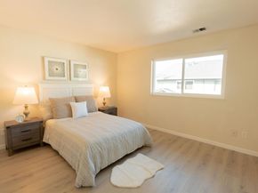 595 Blossom Way 10, Hayward CA 94541