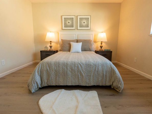 595 Blossom Way 10, Hayward CA 94541