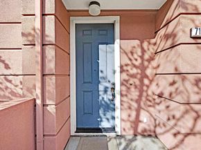 710 City Walk Pl 4, Hayward CA 94541