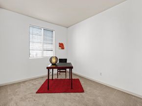 710 City Walk Pl 4, Hayward CA 94541