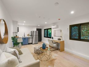 5229 Miles Ave, Oakland CA 94618