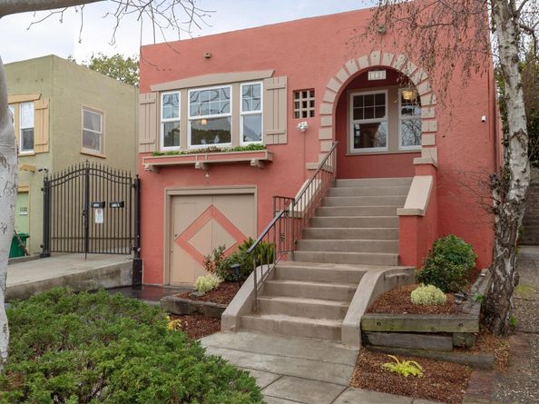 1128 Delaware St, Berkeley CA 94702