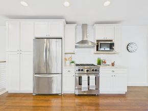 680 42nd St, Oakland CA 94609