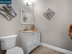 200 Valletta Ln, Pleasanton CA 94566