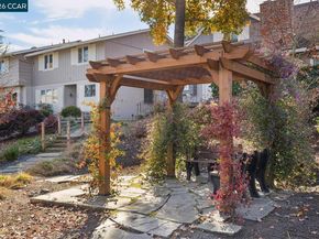 183 Miramonte Dr, Moraga CA 94556