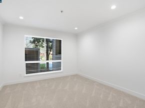 2560 Oak Rd 122, Walnut Creek CA 94597