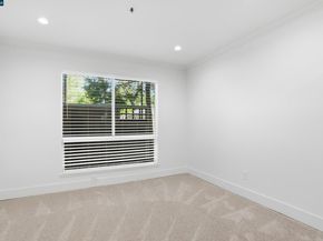 2560 Oak Rd 122, Walnut Creek CA 94597