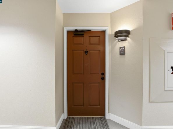 2560 Oak Rd 122, Walnut Creek CA 94597