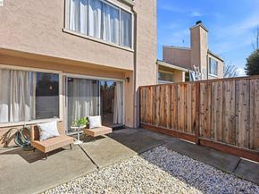 27773 Pistachio Ct, Hayward CA 94544