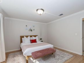 2627 Oak Rd A, Walnut Creek CA 94597