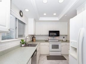 2627 Oak Rd A, Walnut Creek CA 94597