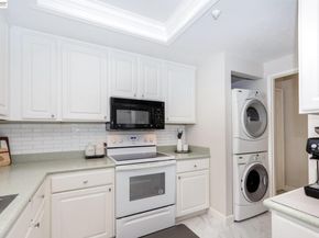 2627 Oak Rd A, Walnut Creek CA 94597