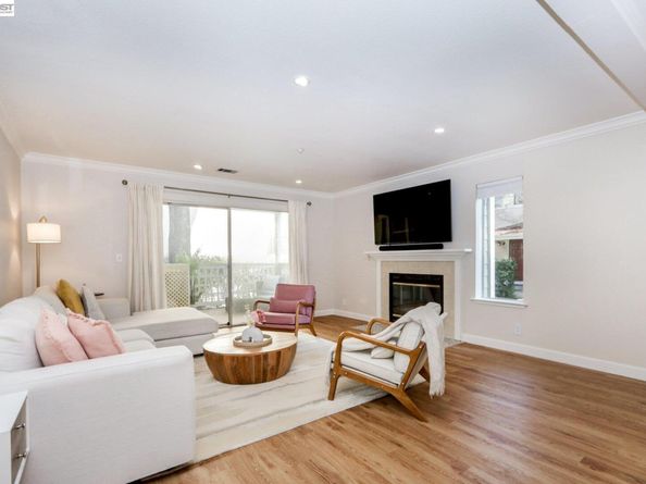 2627 Oak Rd A, Walnut Creek CA 94597