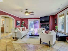 2635 E 10Th St, Oakland CA 94601