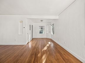 6320 Shattuck Ave, Oakland CA 94609