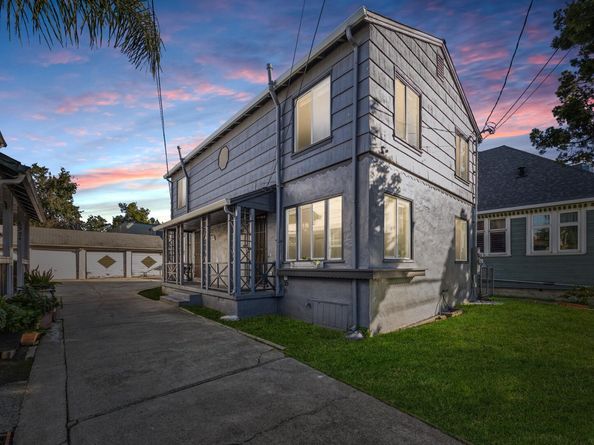 6320 Shattuck Ave, Oakland CA 94609