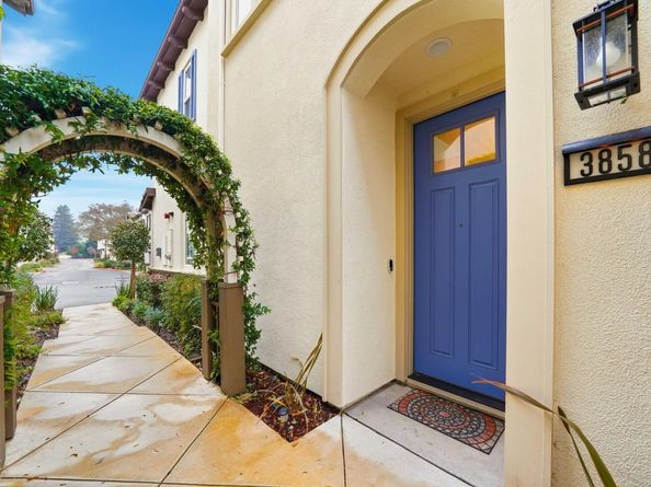 38581 Aventura, Fremont CA 94536