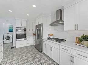 6032 Mauritania Ave, Oakland CA 94605