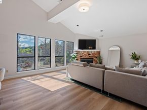 14 Heritage Oaks Rd, Pleasant Hill CA 94523