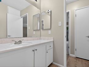 5492 Roundtree Dr A, Concord CA 94521