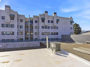 869 Woodside Way, San Mateo CA 94401