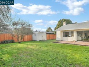 130 Cleopatra Dr, Pleasant Hill CA 94523