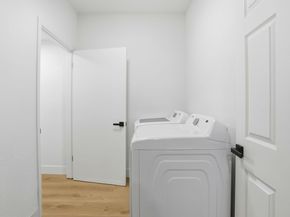 601 Arcadia Ter 102, Sunnyvale CA 94085