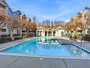 601 Arcadia Ter 102, Sunnyvale CA 94085