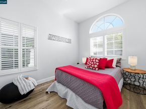 300 Bonaire Ct, Danville CA 94506